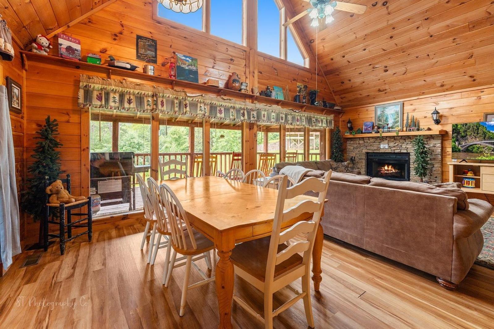 Hibernation Station Cabin سيفيرفيل المظهر الخارجي الصورة